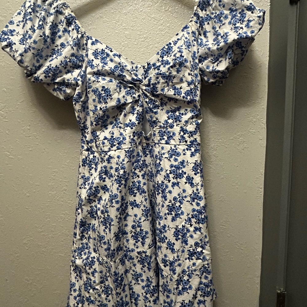 97% Cotton Off-the-shoulder Blue Floral Puff-Sleeve Midi Dress